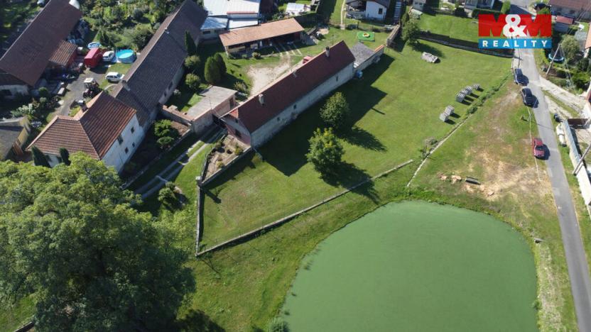 Prodej pozemku pro bydlení, Býkev, 889 m2