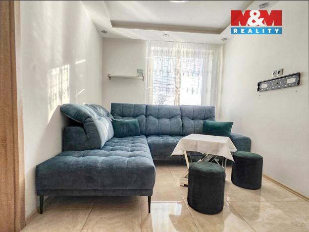 Prodej bytu 3+kk, Šestajovice, Komenského, 48 m2