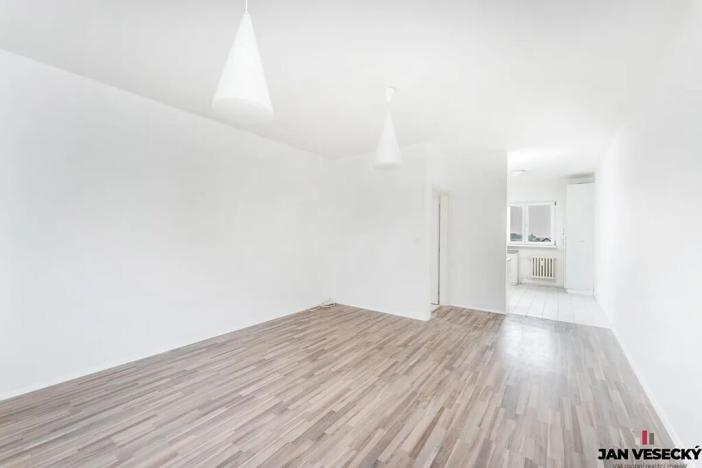 Pronájem bytu 3+kk, Praha - Čakovice, U Párníků, 74 m2