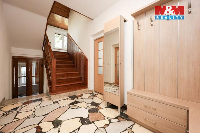 Prodej rodinného domu, Velký Týnec, U nové školy, 310 m2