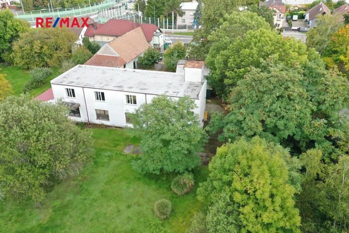 Pronájem skladu, Pardubice, Bohdanečská, 390 m2