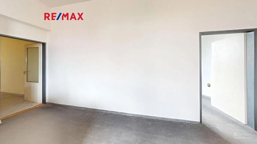 Pronájem skladu, Pardubice, Bohdanečská, 390 m2