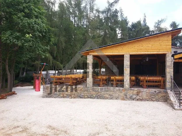 Prodej restaurace, Kovářov, 400 m2