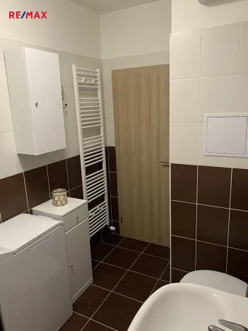 Pronájem bytu 1+kk, Kladno, Jaroslava Holečka, 34 m2