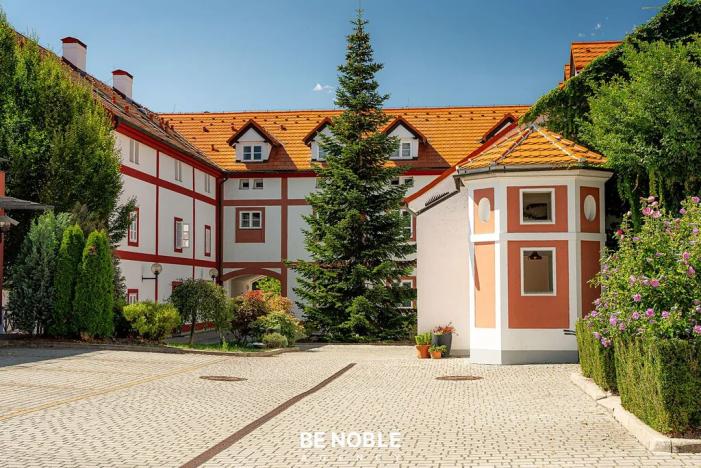 Prodej bytu 6+kk a větší, Praha - Břevnov, Kukulova, 252 m2