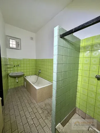 Prodej vícegeneračního domu, Broumov, Přadlácká, 315 m2