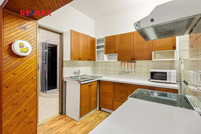 Prodej rodinného domu, Zlosyň, 307 m2