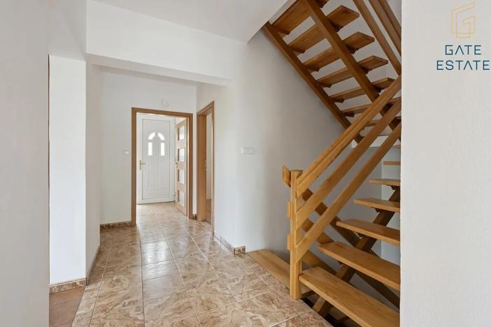 Prodej rodinného domu, Tisová, 180 m2