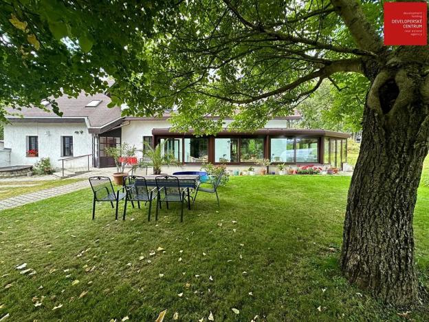 Prodej rodinného domu, Mnichov, 311 m2