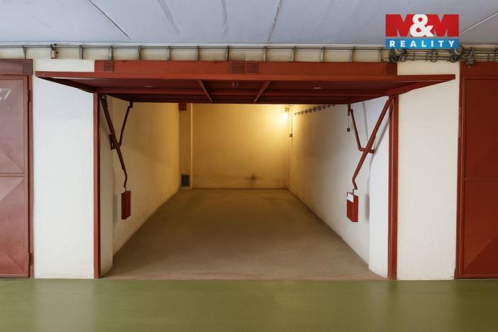 Pronájem garáže, Kladno - Kročehlavy, Bellevue, 16 m2