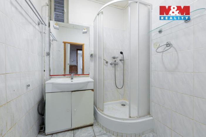 Prodej bytu 2+1, Ostrov, Jungmannova, 56 m2
