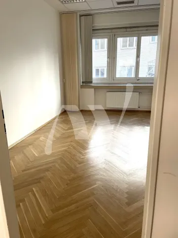 Pronájem kanceláře, Praha - Staré Město, Na příkopě, 194 m2