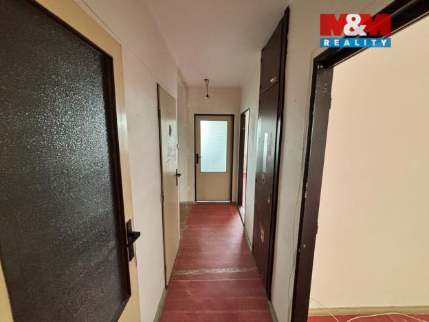 Prodej bytu 3+1, Vroutek, Na Hůrce, 65 m2