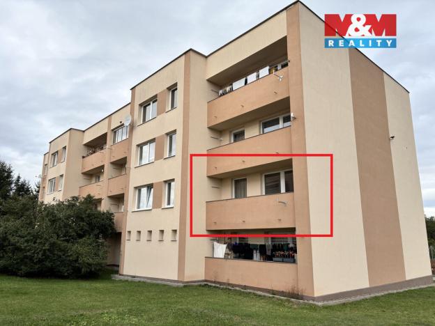Prodej bytu 3+1, Vroutek, Na Hůrce, 65 m2