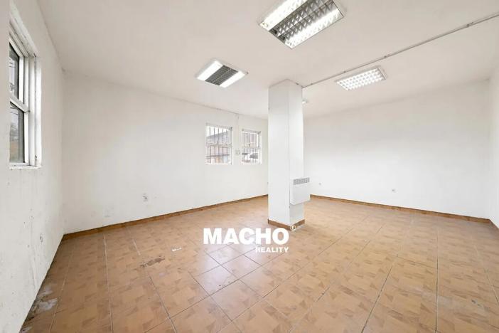 Pronájem skladu, Chrášťany, K Vodojemu, 588 m2