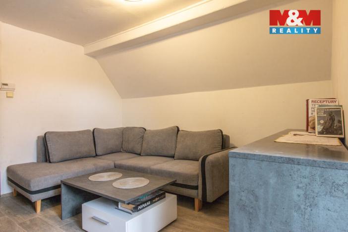 Prodej bytu 2+1, Cvikov - Cvikov II, Komenského, 48 m2