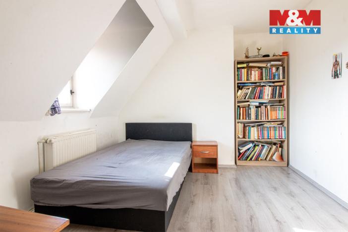 Prodej bytu 2+1, Cvikov - Cvikov II, Komenského, 48 m2