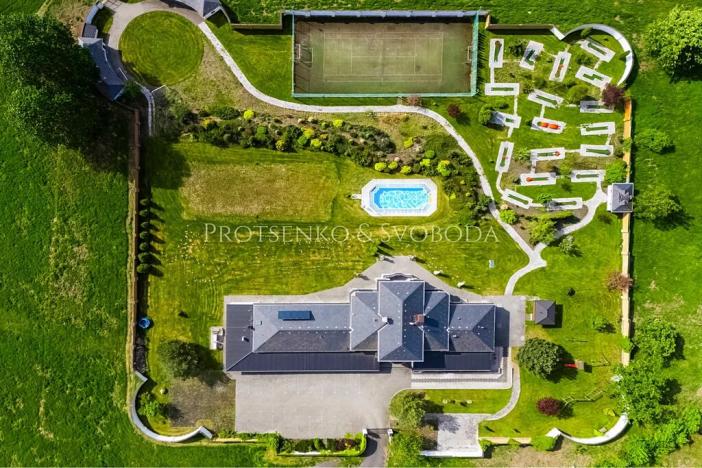 Prodej ubytování, Rosovice, 900 m2