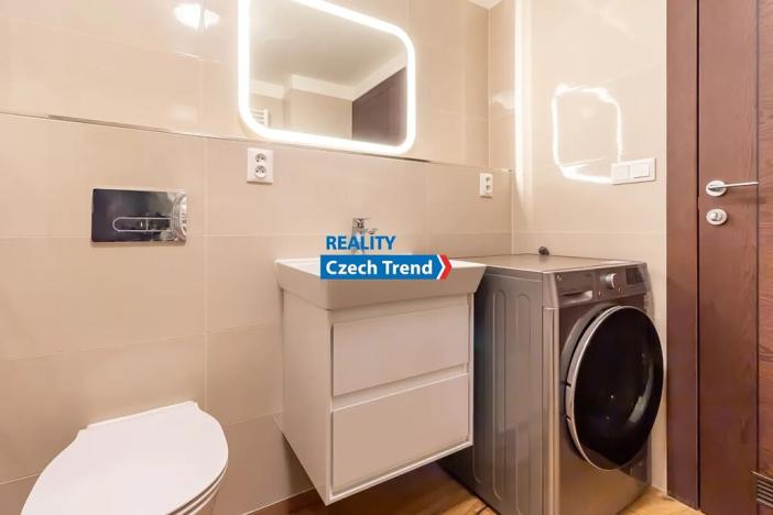 Pronájem bytu 2+kk, Olomouc, Třída Jiřího Pelikána, 59 m2