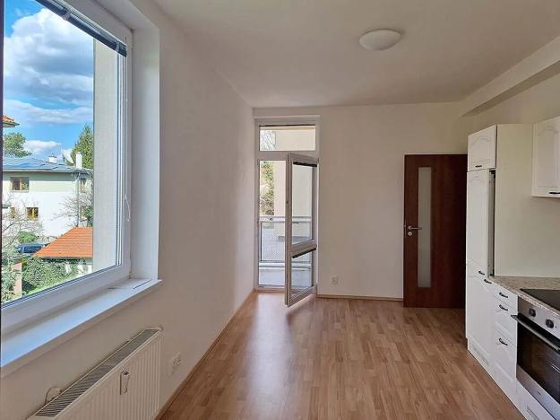 Pronájem bytu 1+1, Praha - Komořany, Krupná, 40 m2