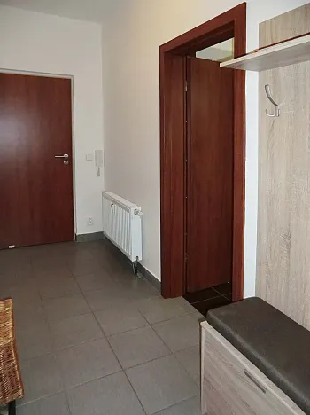 Pronájem bytu 1+1, Praha - Komořany, Krupná, 40 m2