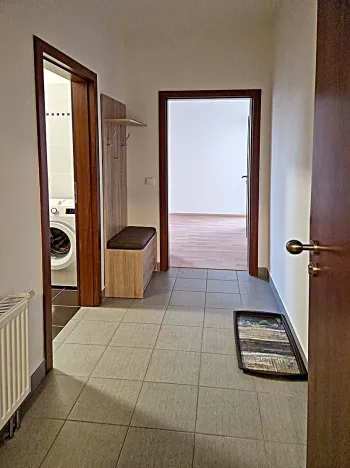 Pronájem bytu 1+1, Praha - Komořany, Krupná, 40 m2