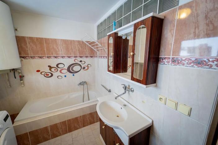 Prodej výrobních prostor, Jaroměř, 871 m2