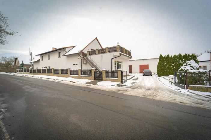 Prodej výrobních prostor, Jaroměř, 871 m2