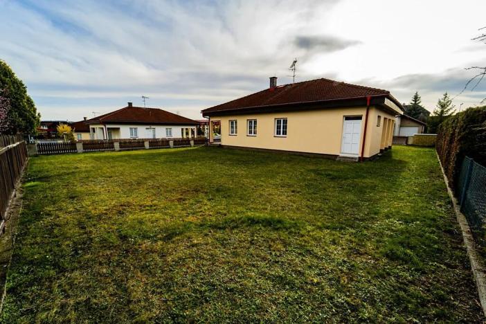 Prodej rodinného domu, Kosmonosy, Květinová, 126 m2