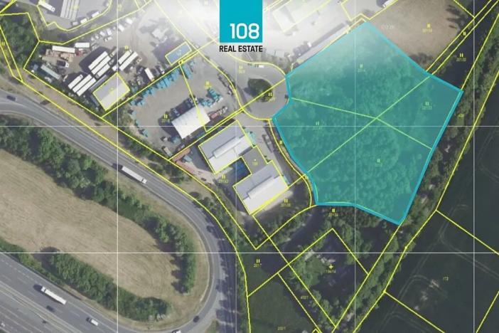 Prodej komerčního pozemku, Strančice, 7647 m2