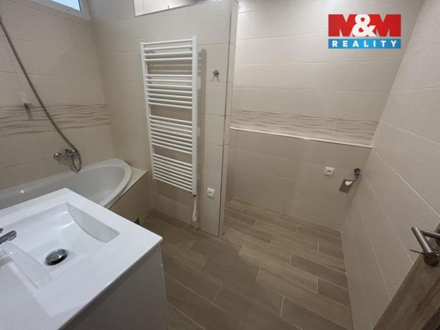 Pronájem bytu 3+1, Ústí nad Labem - Střekov, Kamenná, 65 m2