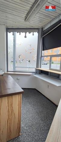 Pronájem obchodního prostoru, Hradec Králové - Moravské Předměstí, Sekaninova, 12 m2