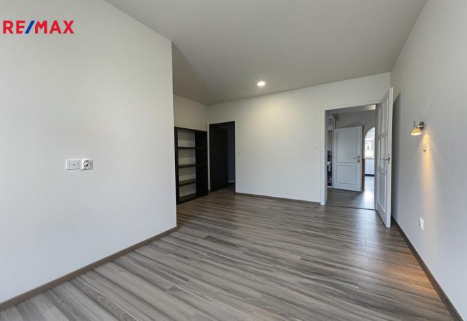 Pronájem bytu 3+1, Opava - Předměstí, Komenského, 70 m2