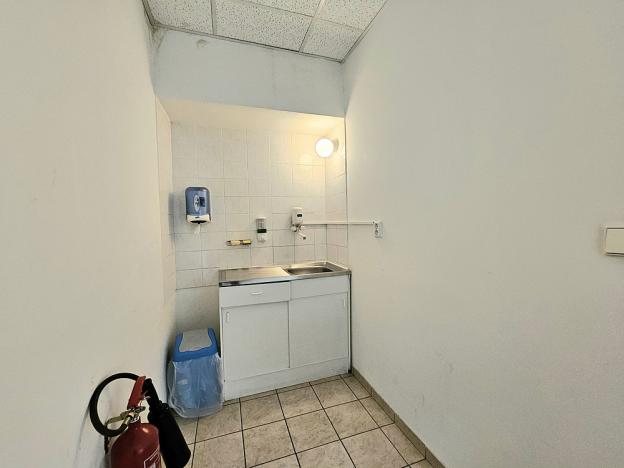 Pronájem kanceláře, Brno, Cejl, 30 m2