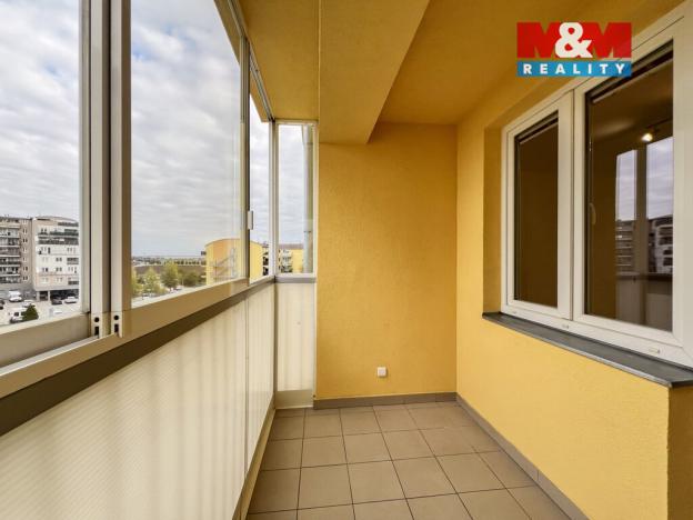 Pronájem bytu 1+kk, Klecany, V Honech, 33 m2