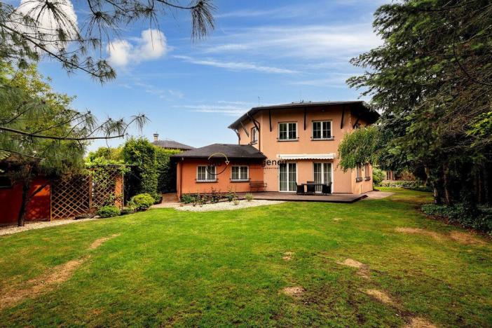 Prodej rodinného domu, Praha - Vinoř, 486 m2