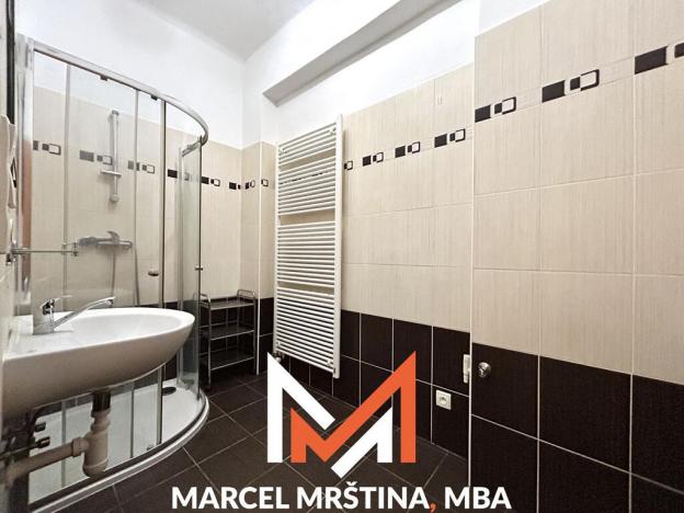 Pronájem bytu 1+kk, Hronov, T. G. Masaryka, 42 m2