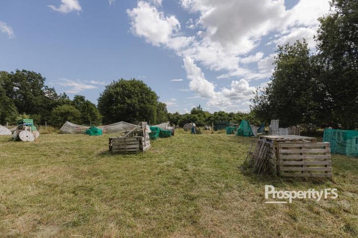 Prodej komerčního pozemku, Velká Dobrá, 15944 m2