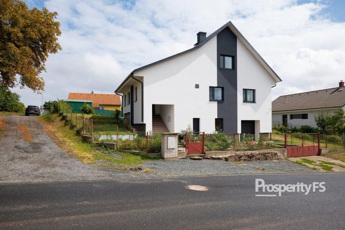 Prodej rodinného domu, Hořešovičky, 256 m2