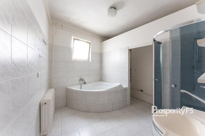 Prodej bytu 6+kk a větší, Ostrava - Mariánské Hory, 28. října, 256 m2