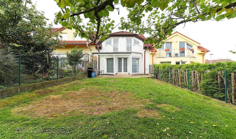 Pronájem rodinného domu, Praha - Dolní Chabry, Velemínská, 107 m2