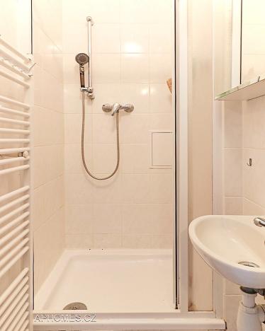 Pronájem rodinného domu, Praha - Dolní Chabry, Velemínská, 107 m2