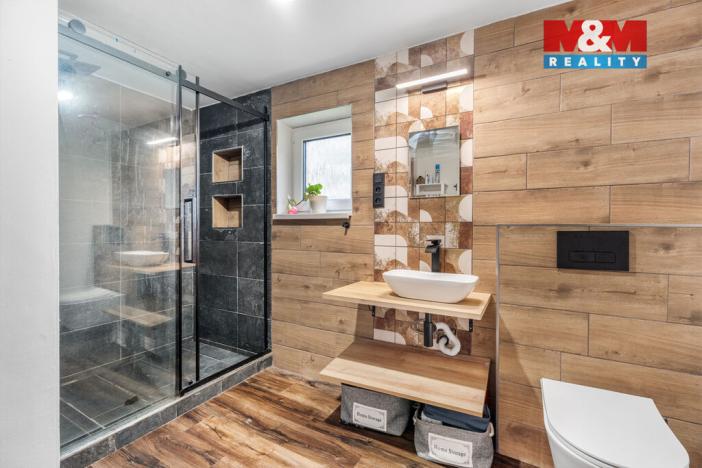 Prodej činžovního domu, Děčín - Děčín XXVIII-Folknáře, 231 m2