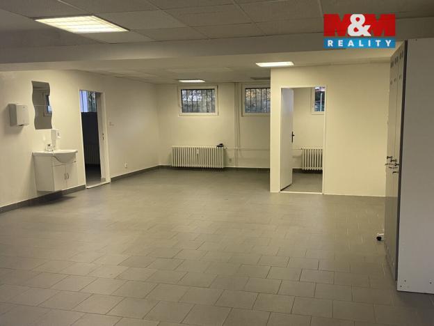 Pronájem obchodního prostoru, Pardubice - Polabiny, Družstevní, 70 m2