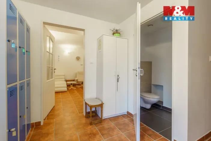 Prodej činžovního domu, Karlovy Vary - Stará Role, Dlouhá, 402 m2