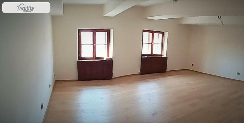 Pronájem kanceláře, Praha - Malá Strana, U lužického semináře, 77 m2