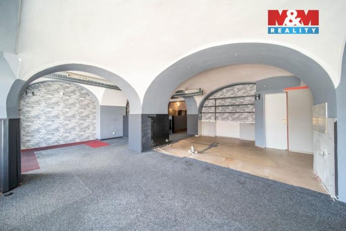 Prodej rodinného domu, Ledeč nad Sázavou, Husovo náměstí, 333 m2