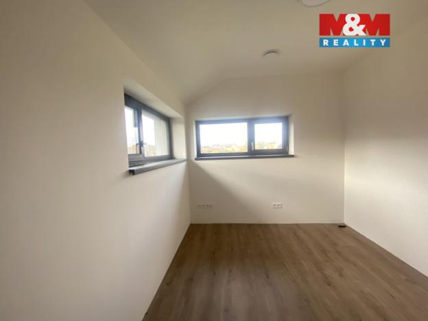 Pronájem rodinného domu, Loučany, 120 m2