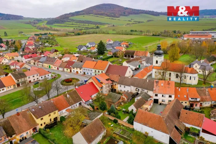 Prodej rodinného domu, Švihov, Komenského, 378 m2