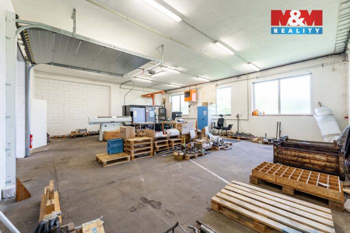 Pronájem výrobních prostor, Měřín, 454 m2